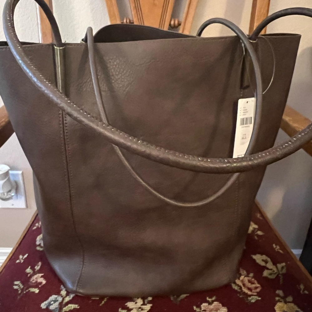 NEW WITH TAGS ANTHROPOLOGIE  BROWN HANDBAG 👜 WITH SMALL INTERNAL MAKE UP BAG